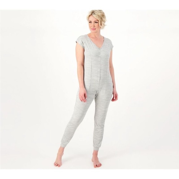 MUK LUKS Women's Jumpsuit Jumpsuits Sz L The Long Weekend Cloud Gray NWT - Picture 1 of 4